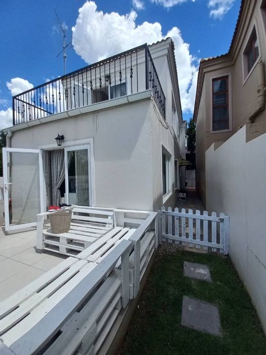 Property #2204917, Cluster rental monthly in Lonehill