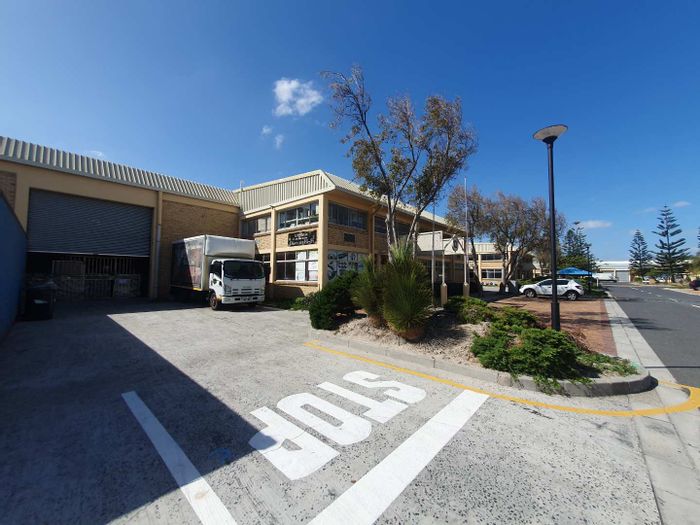 Property #2136632, Industrial rental monthly in Montague Gardens