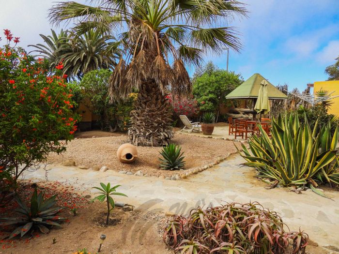 Charming Swakopmund Central Guest House - 500m to beach, 1.5km to town center. For Sale.