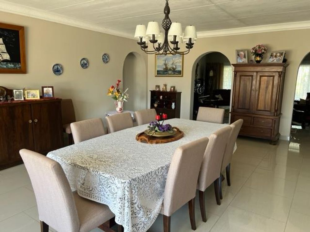 Open plan dining room area