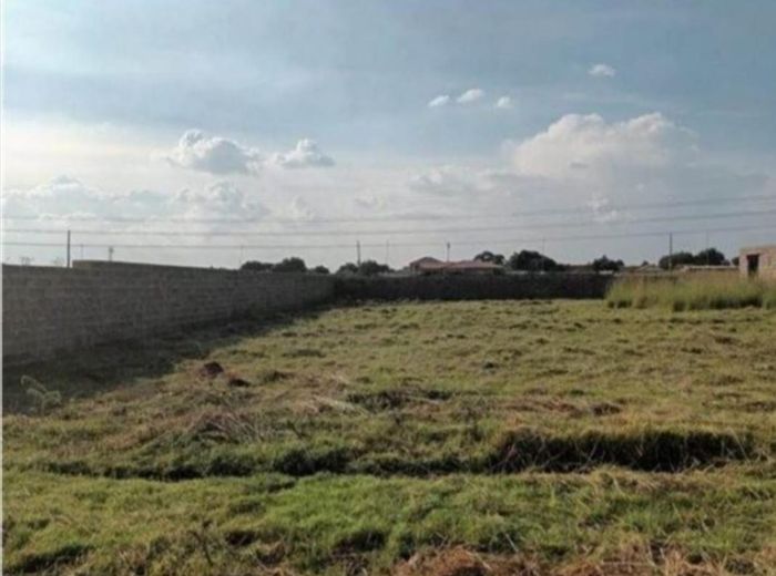 Property #2263852, Vacant Land Residential Pending Sale in Villa Liza