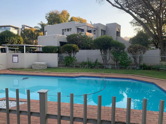 Property #2207830, Townhouse rental monthly in Sandown