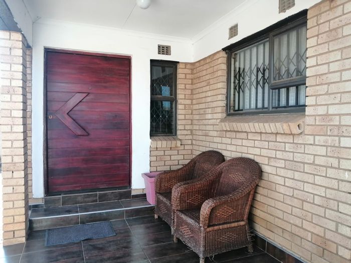 Property #2032734, House pending sale in Naturena