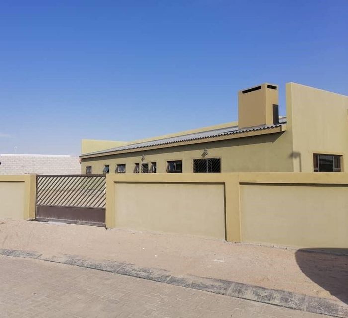 Modern 3-Bedroom House For Sale, Swakopmund Ext 23 - Spacious & Stylish