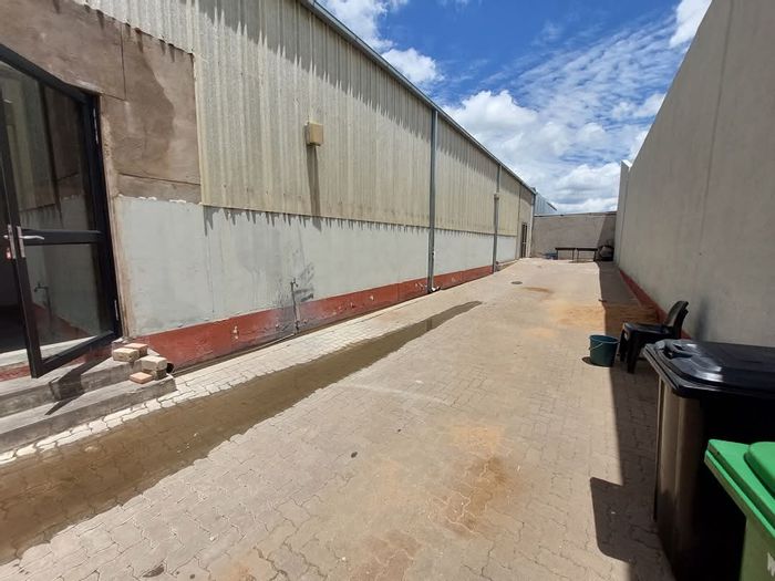 Property #2388504, Industrial For Sale in Prosperita