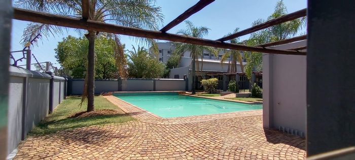 Property #2298850, Apartment For Sale in Menlyn