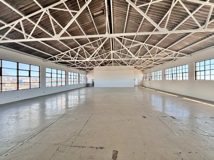 Property #2247538, Industrial rental monthly in Paarden Eiland