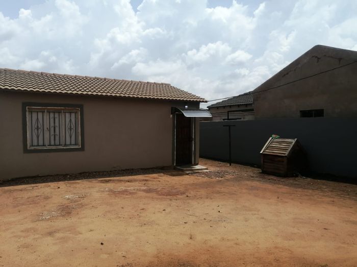 2-Bedroom House To Rent in Soshanguve South, near schools and shopping.