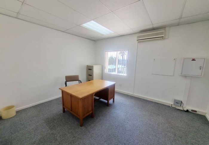 Property #2398052, Office Rental Monthly in Marconi Beam Industria