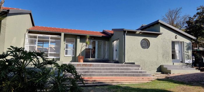 Property #2156485, House sold in Bloubosrand
