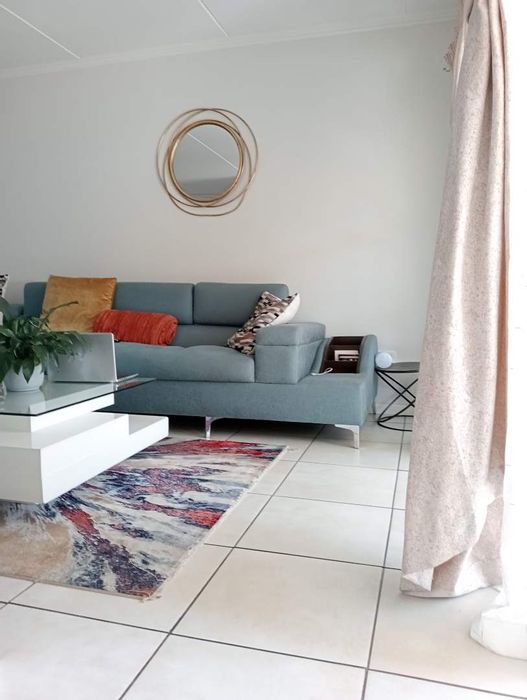 Property #2177185, Apartment for sale in Oakdene