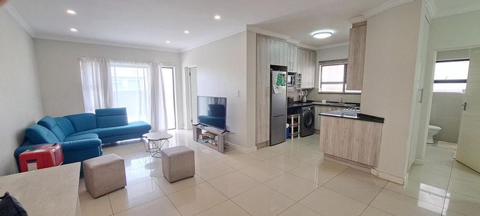 3-Bedroom Apartment To Rent in Wilgeheuwel with garden, pool, gym, and restaurant.