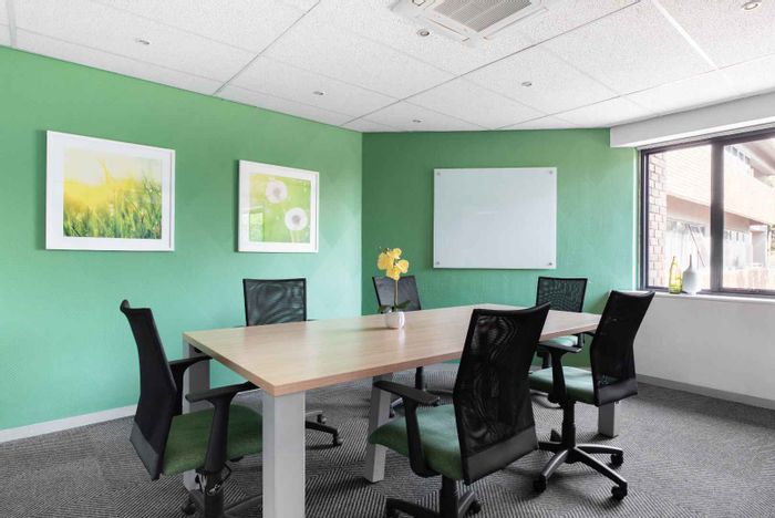 Office space to rent in Bedfordview Central with flexible terms and shared amenities.