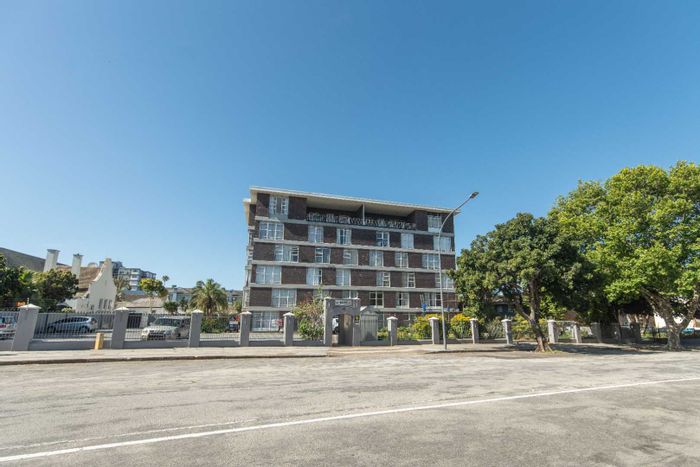 Property #2397037, Apartment Rental Monthly in St Georges Park