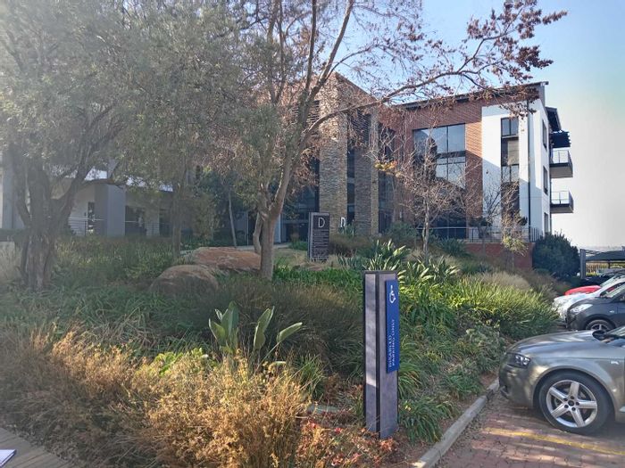 Property #2267942, Office rental monthly in Greenstone Hill Central