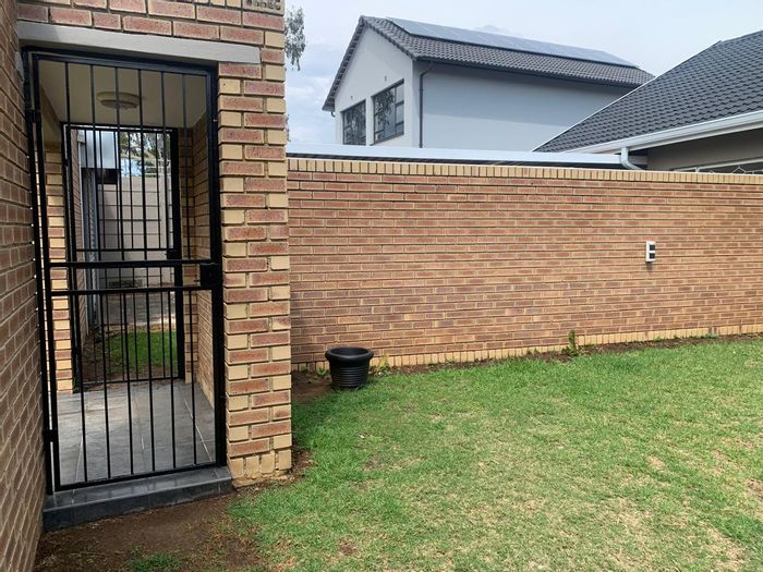 For Sale: House in Brackendowns with flatlet, spacious living, and double carport.