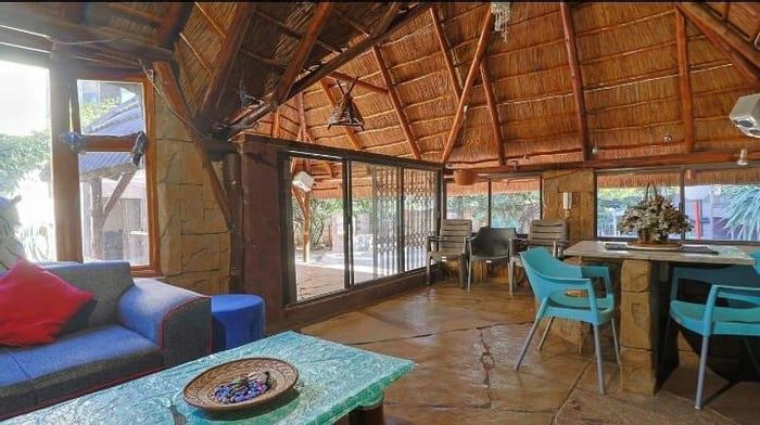 For Sale: House in Winchester Hills with 6 bedrooms, security, and outdoor amenities.