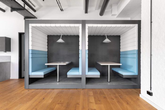 Private office in Johannesburg North with shared workspace and 24/7 security.