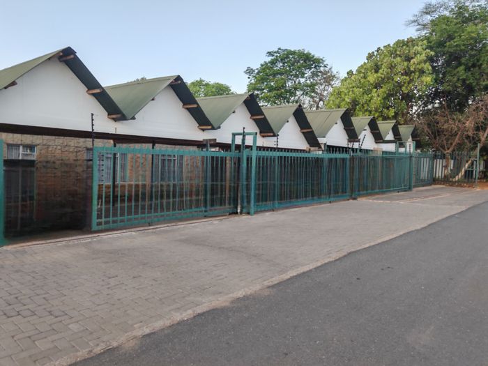 Mixed Use Property For Sale in Burgersfort Central with Long-Term Tenants and Versatile Units.