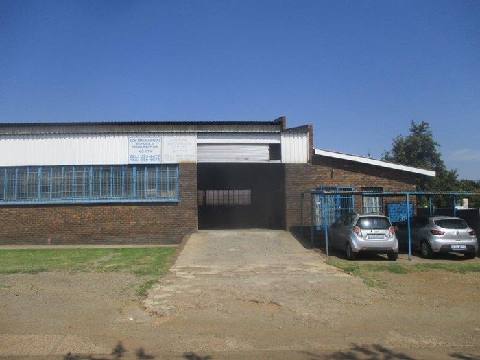 Property #2220632, Industrial rental monthly in Booysens