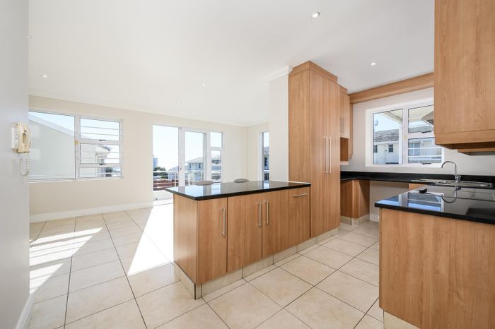 Property #2397965, Apartment For Sale in Humewood