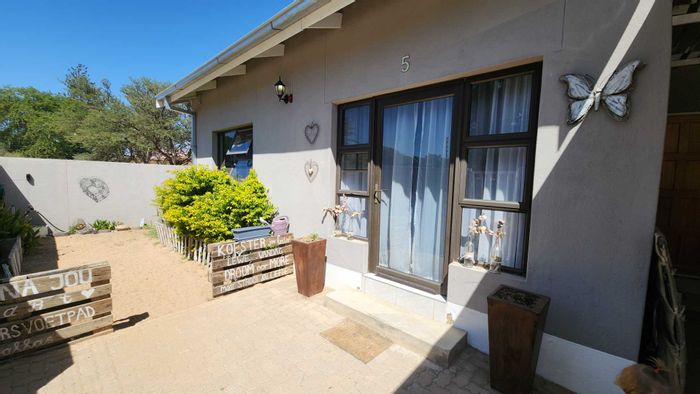Property #2140944, Townhouse for sale in Okahandja Central