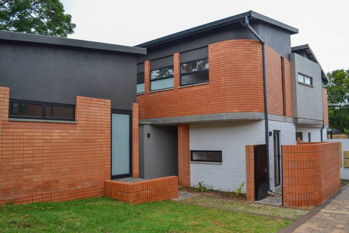 Property #2199359, Townhouse rental monthly in Alphen Park