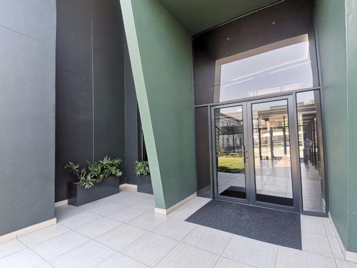 Property #2188359, Office rental monthly in Halfway Gardens