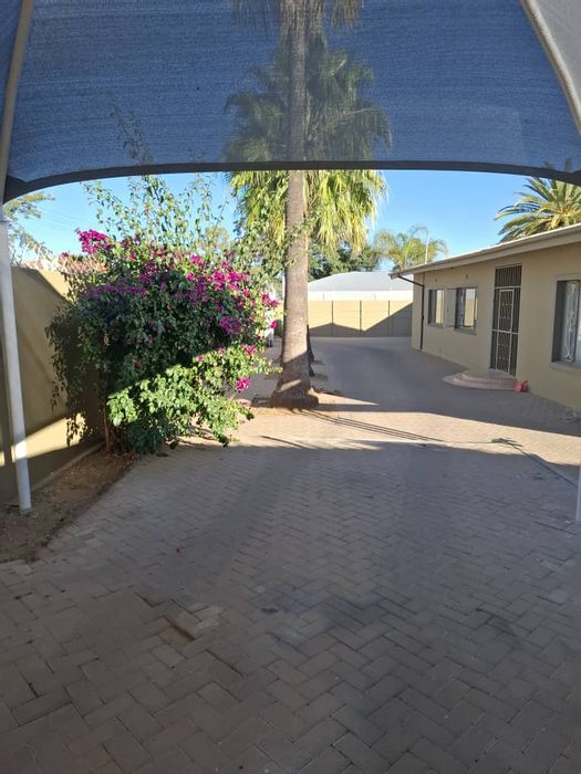 For Sale: Office in Suiderhof with five offices, boardroom, and ample parking.