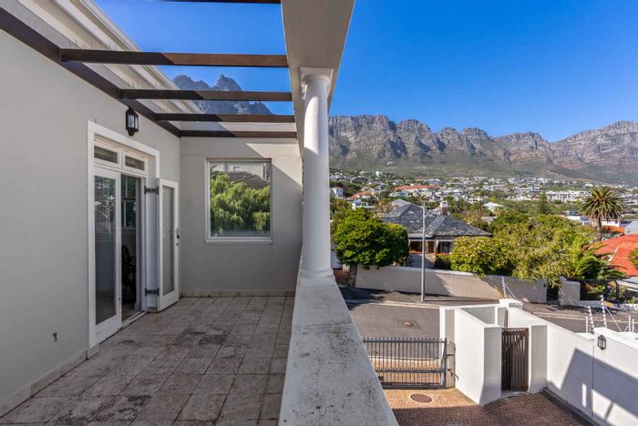 Property #2144040, Townhouse for sale in Camps Bay