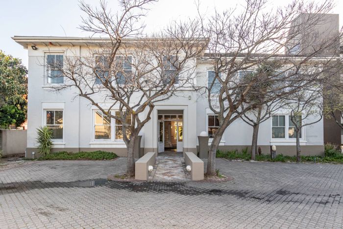 Versatile office space in Tokai with garden, parking, and excellent connectivity. To Rent.