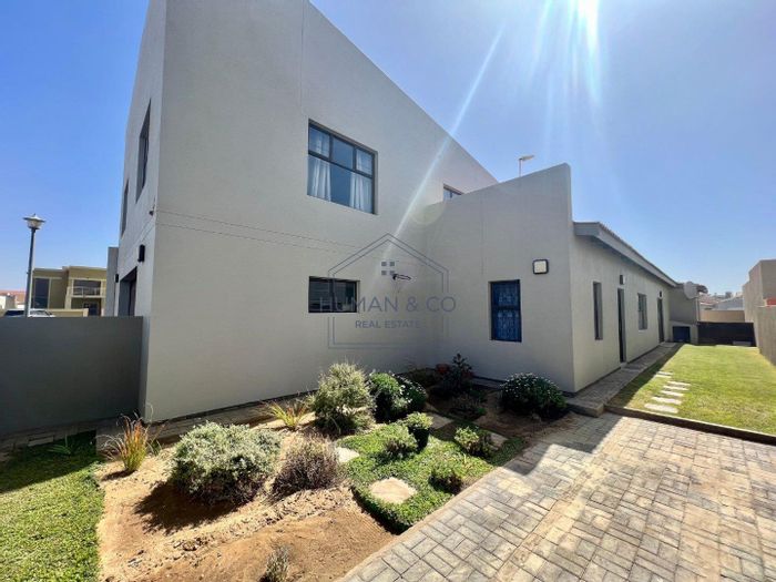 Property #2190792, House For Sale in Meersig