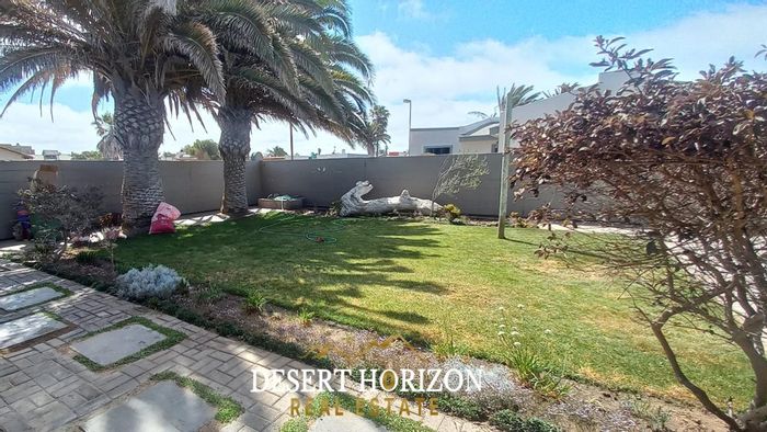 Property #2346606, House For Sale in Walvis Bay Central