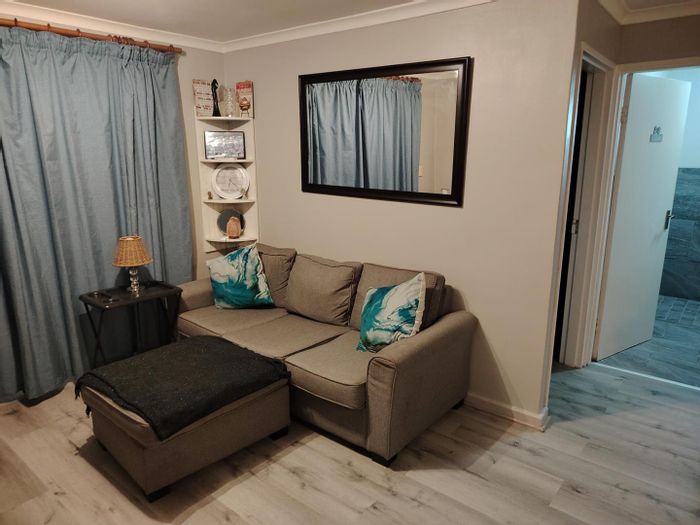 To Rent: Apartment in Goodwood Estate with secure complex, braai room, and parking.