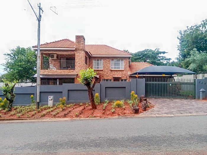For Sale: House in Pretoria North with 3 bedrooms, entertainment area, and landscaped garden.