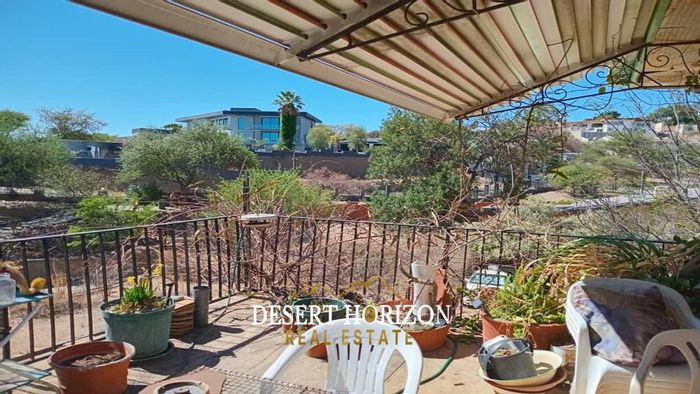 Property #2335691, House For Sale in Klein Windhoek