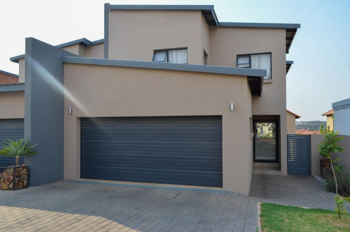 Property #2066566, House for sale in Olympus