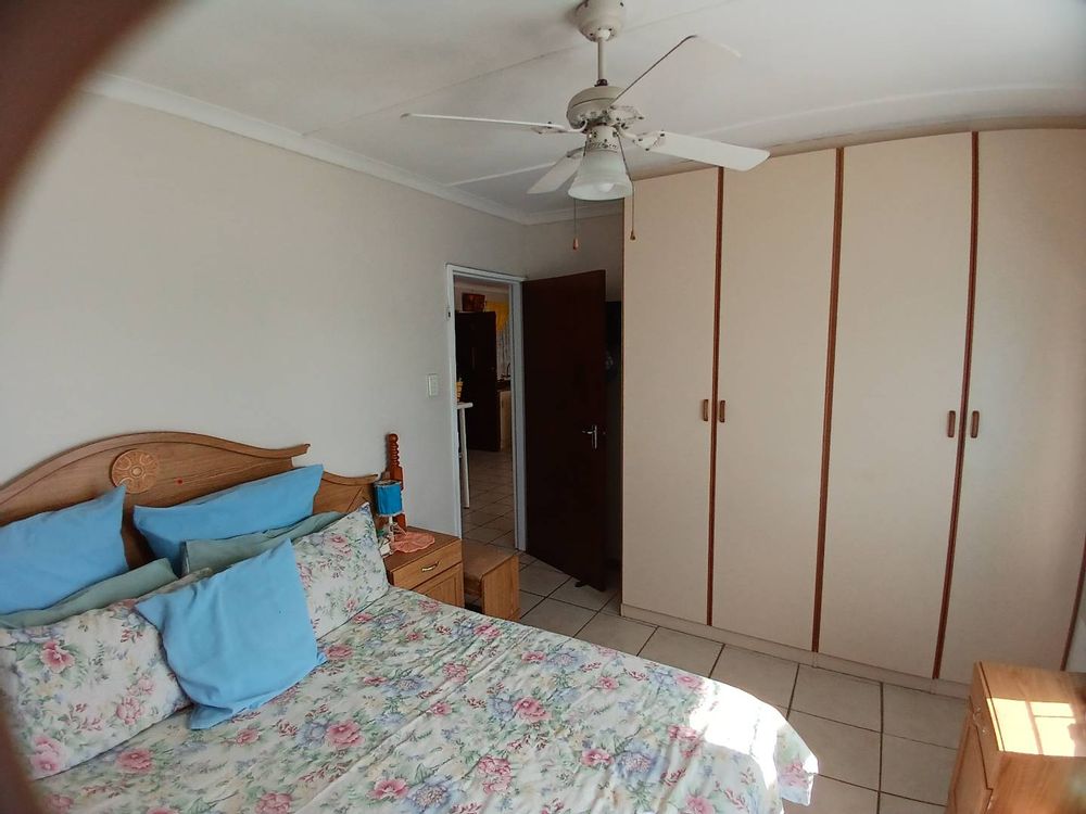 Same Main Bedroom - now in the opposite direction.