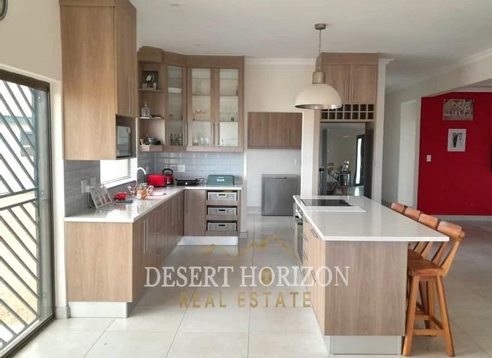 Property #2402759, House For Sale in Tamariskia