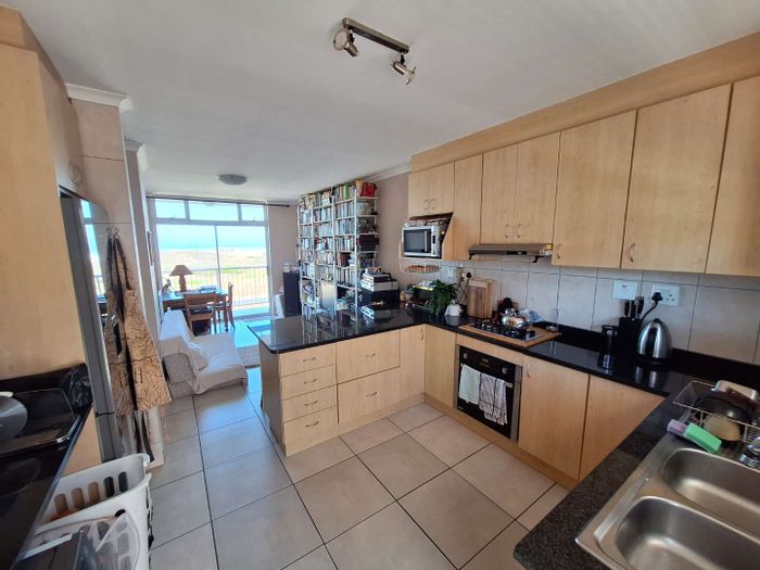 Property #2210877, Apartment for sale in Muizenberg