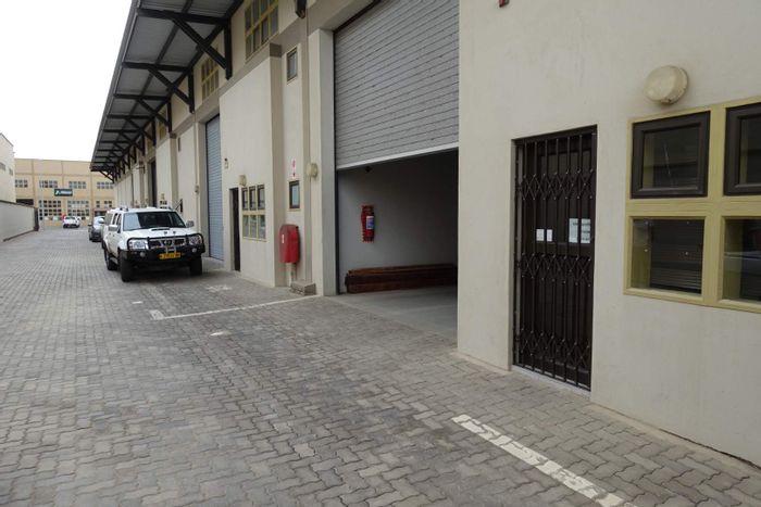 Property #2142823, Industrial for sale in Industrial