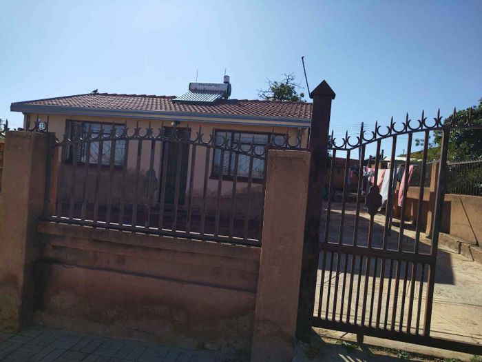 Property #2150344, House for sale in Soshanguve F