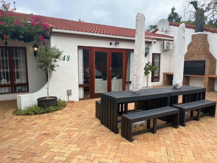 Property #2220878, Townhouse rental monthly in Protea Valley
