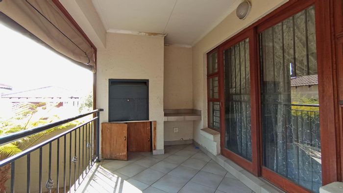 Property #2415005, House For Sale in Rua Vista