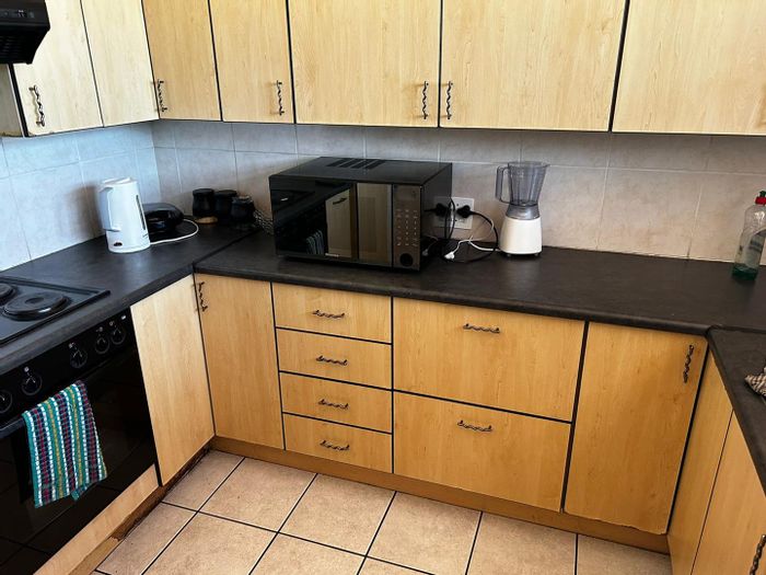 Property #2148681, Apartment rental monthly in Alberton Central