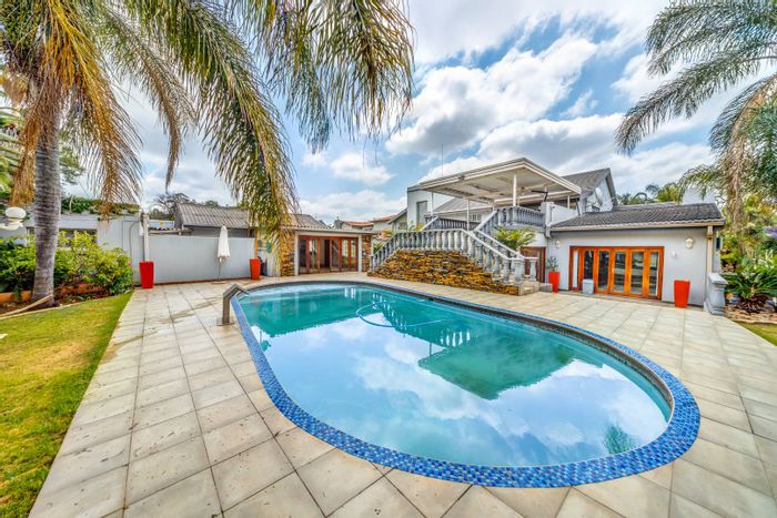 For Sale: Spacious Waterkloof Ridge house with pool, flatlet, and ample parking.