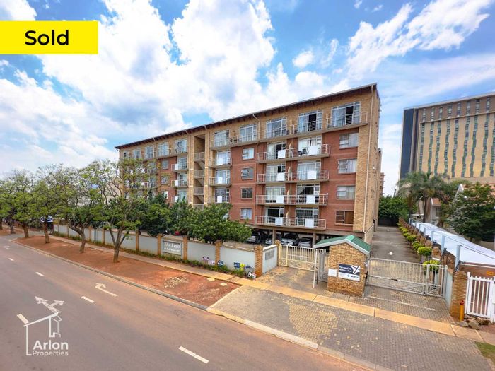 Property #2087273, Apartment for sale in Hatfield