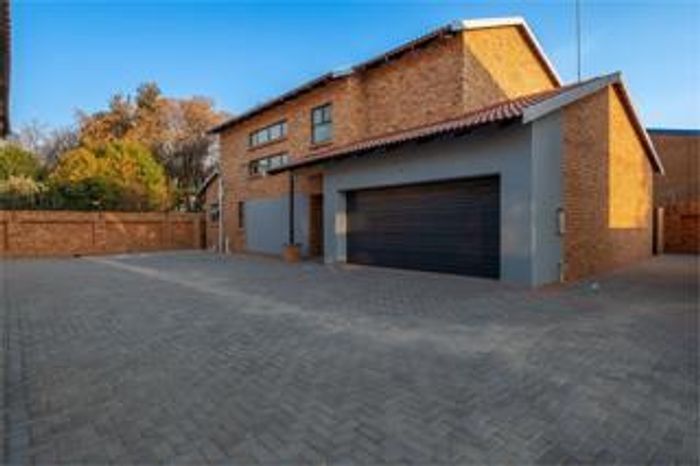 Property #2184824, Cluster for sale in Brackenhurst