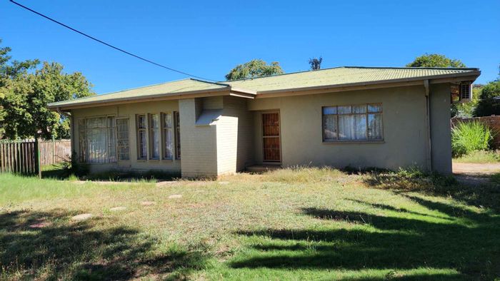 Property #2220646, House for sale in Noordhoek