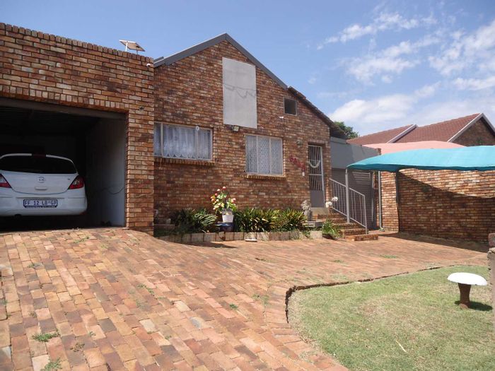 Mountain View Houses for sale